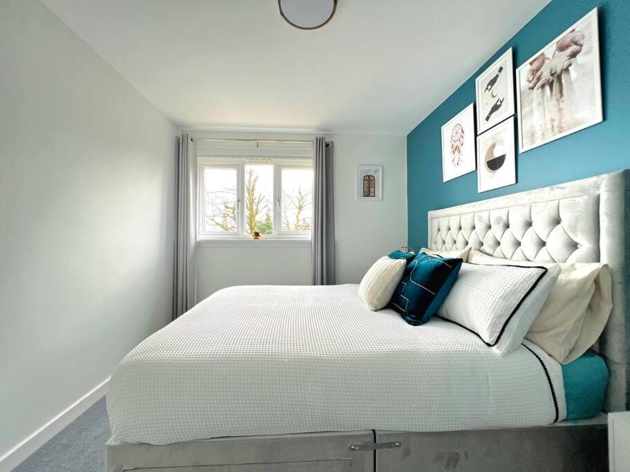 Quirky, Family Home In Glasgow Cardonald Exteriér fotografie