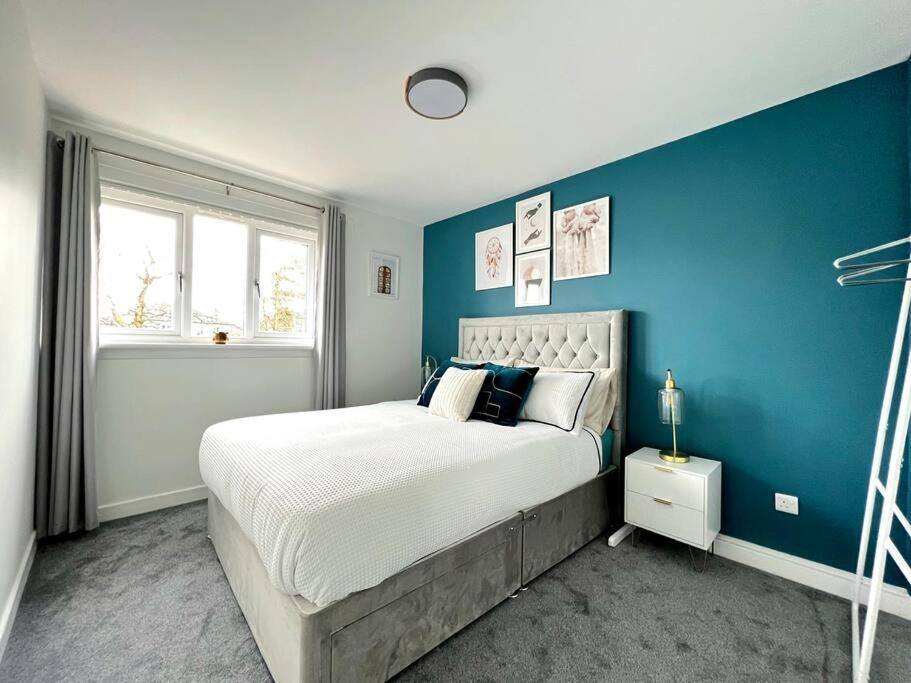 Quirky, Family Home In Glasgow Cardonald Exteriér fotografie